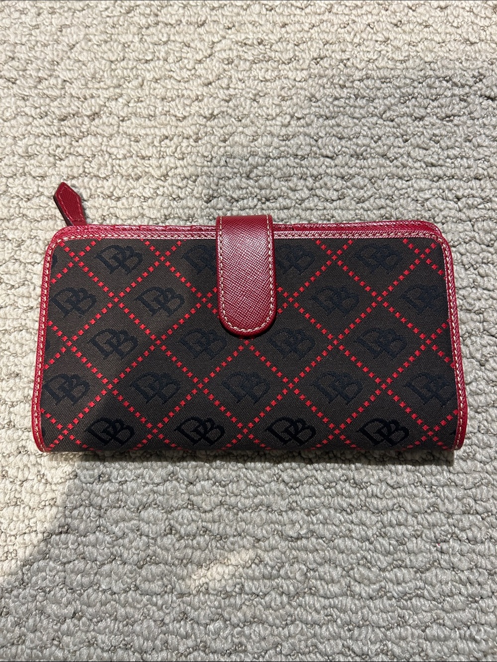 Dooney & Bourke Monogrammed Black & Red Vintage Zip Wallet